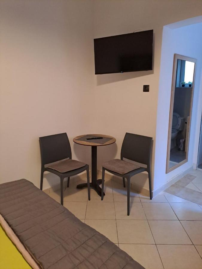 Appartement Anafis Cozi à Athènes Extérieur photo
